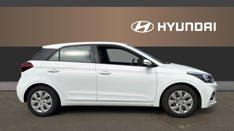 Hyundai i20 1.2 MPi S Connect 5dr Petrol Hatchback